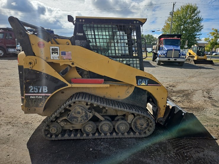 2004-caterpillar-257b-image-6