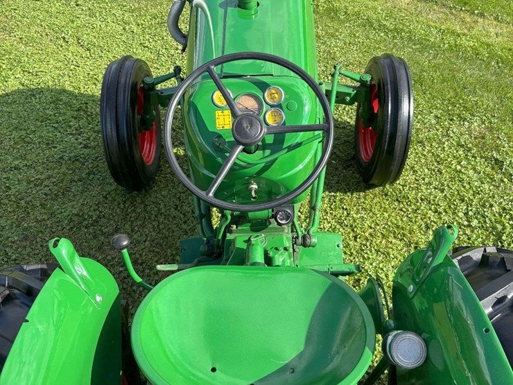 1957-oliver-super-55-image-12