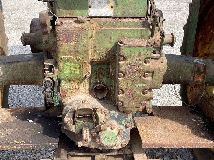 john-deere-720-image-70