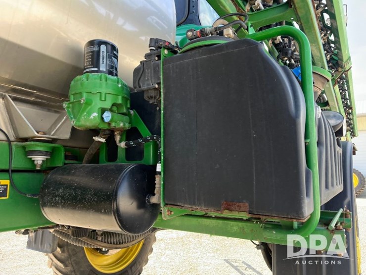2019-john-deere-r4045-image-34