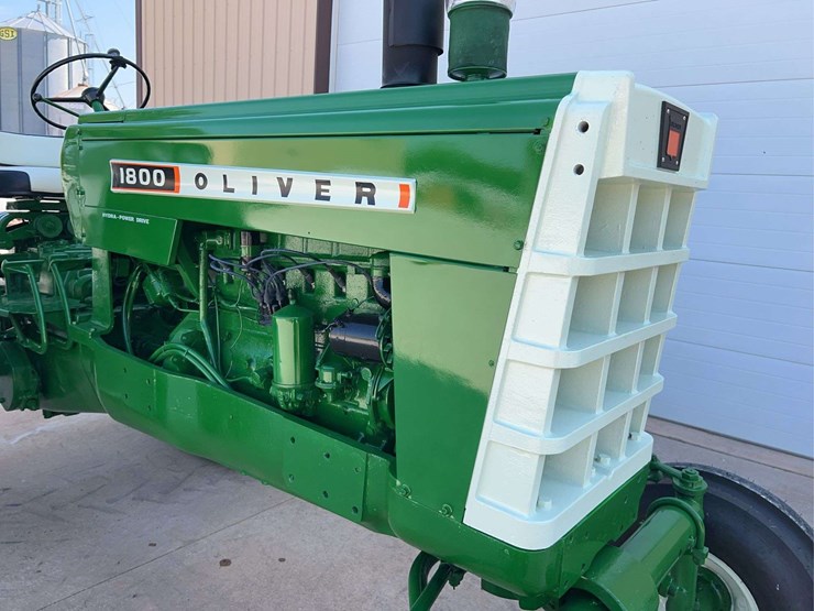 1962-oliver-1800-image-9