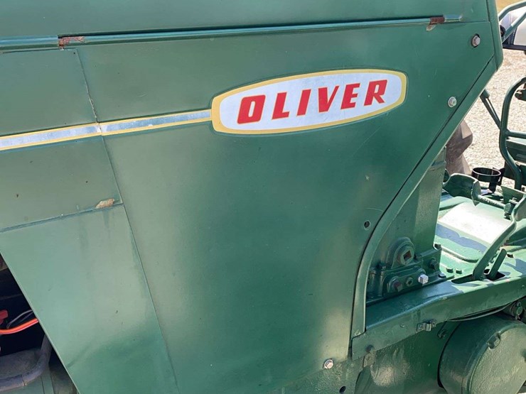 oliver-880-image-44