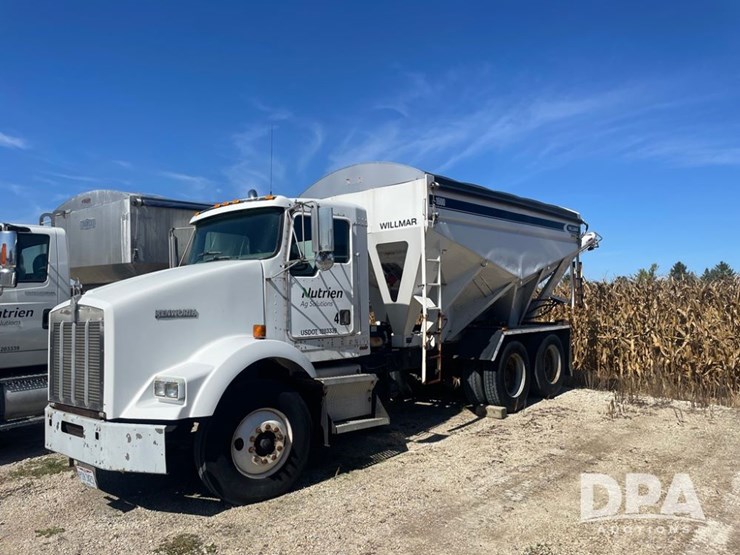 1999-kenworth-t800-image-1