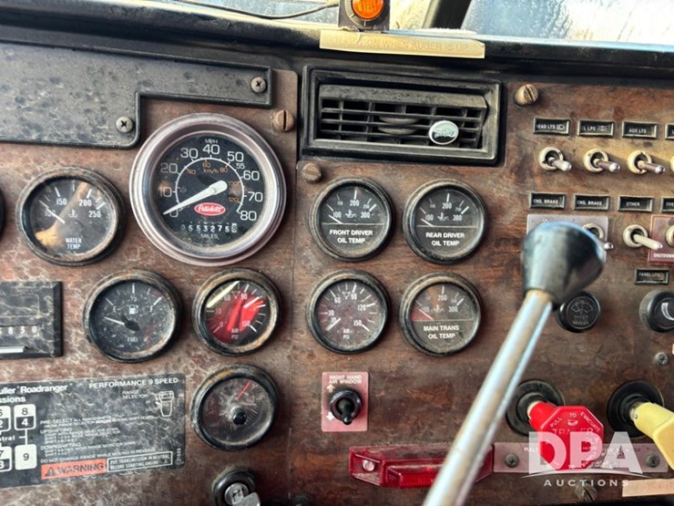 1991-peterbilt-379-image-72