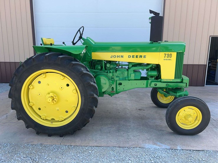 1960-john-deere-730-image-2