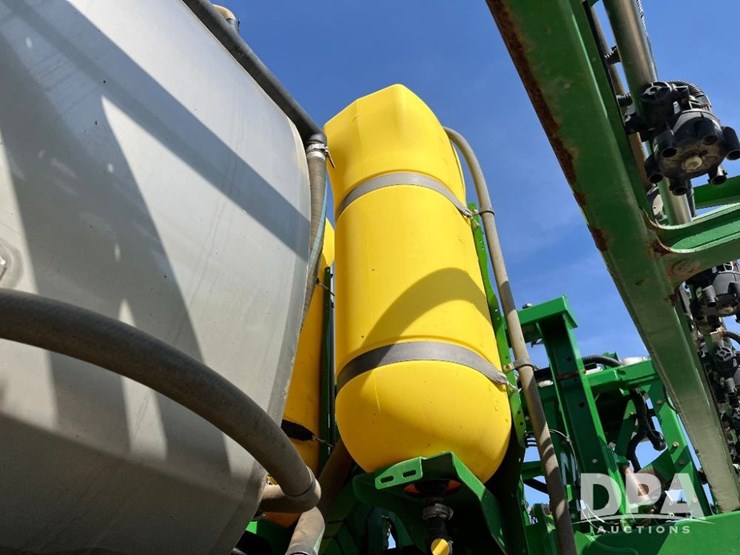 2019-john-deere-r4045-image-47