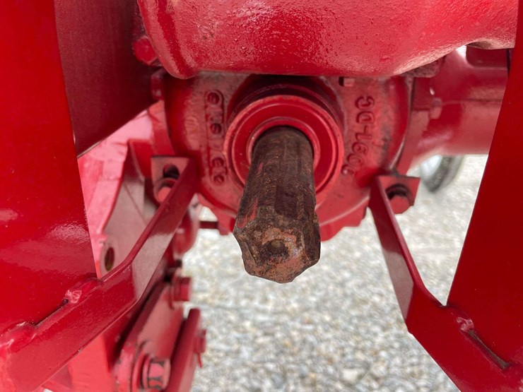 farmall-130-image-59