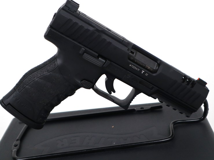 #54-•-#1247-•-walther-wmp-semi-automatic-pistol-22-wmr,-image-2