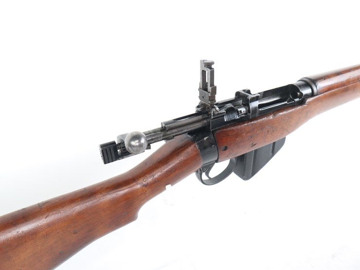 #26-•-#1299-•-savage-arms-made-lee-enfield-no-4-mk1*-bolt-action-rifle-.303-british,-image-10