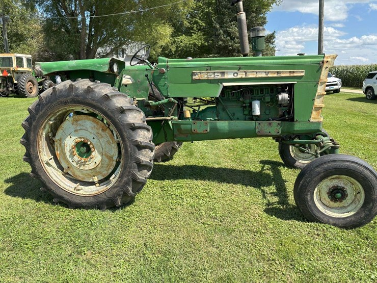 1962-oliver-1600-image-6