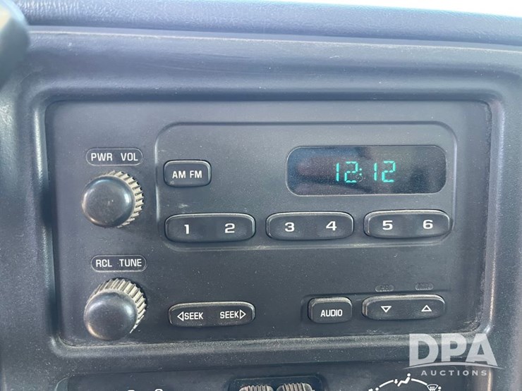 2003-chevrolet-2500hd-image-50