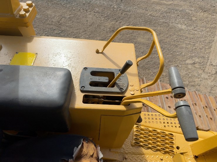 1988-caterpillar-d4h-image-31