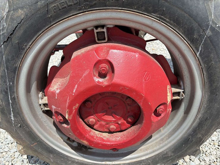 farmall-culti-vision-b-image-23