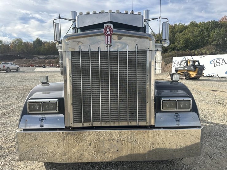 2009-kenworth-w900-image-8