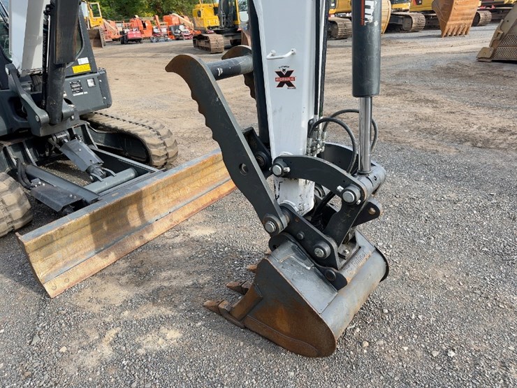2023-bobcat-e42-image-8
