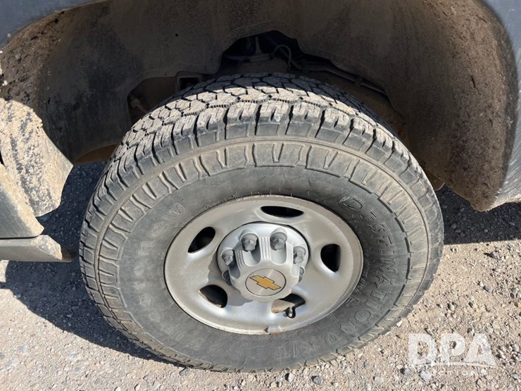 2003-chevrolet-2500hd-image-19