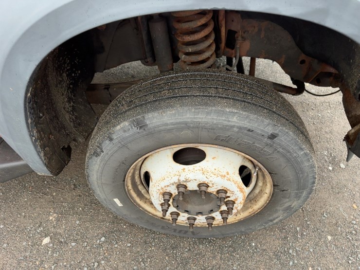 2008-ford-f550-xl-image-8
