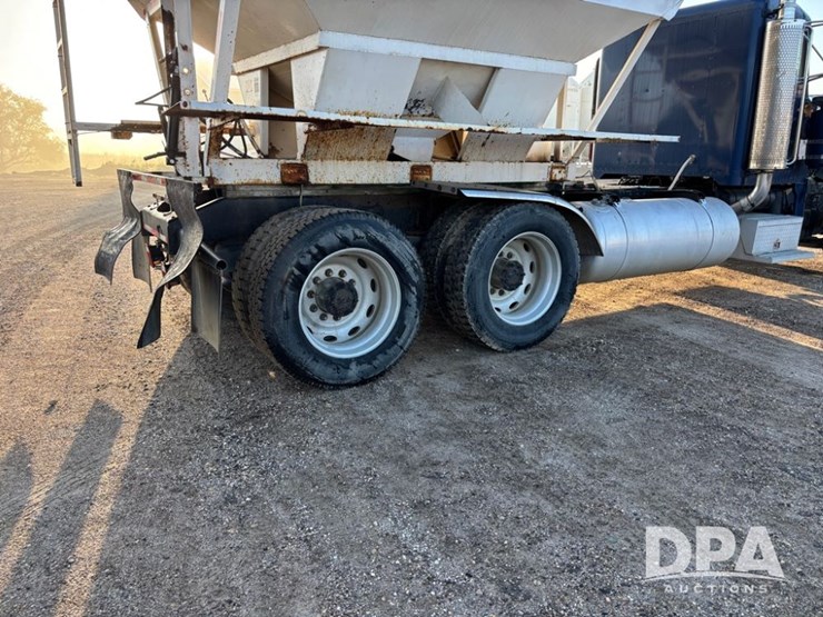 1991-peterbilt-379-image-53