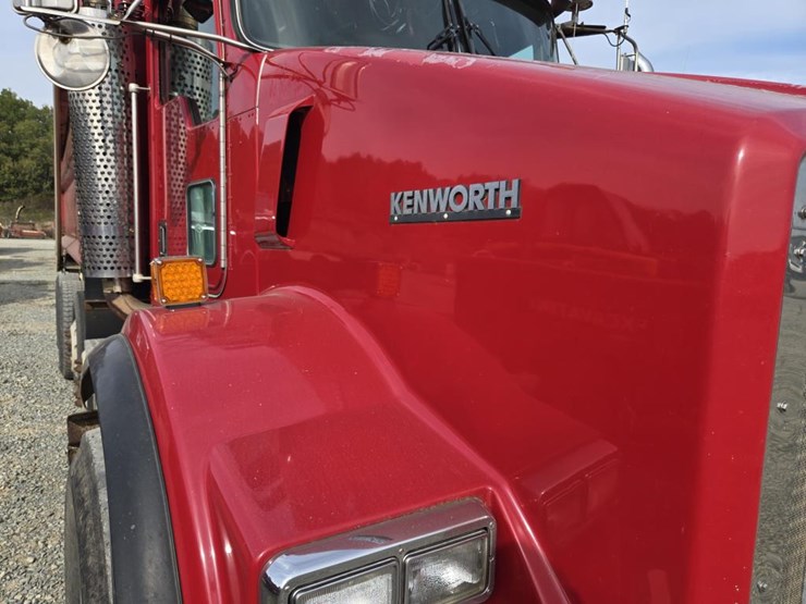 2002-kenworth-t800-image-11