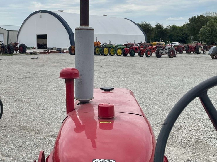 farmall-140-image-47