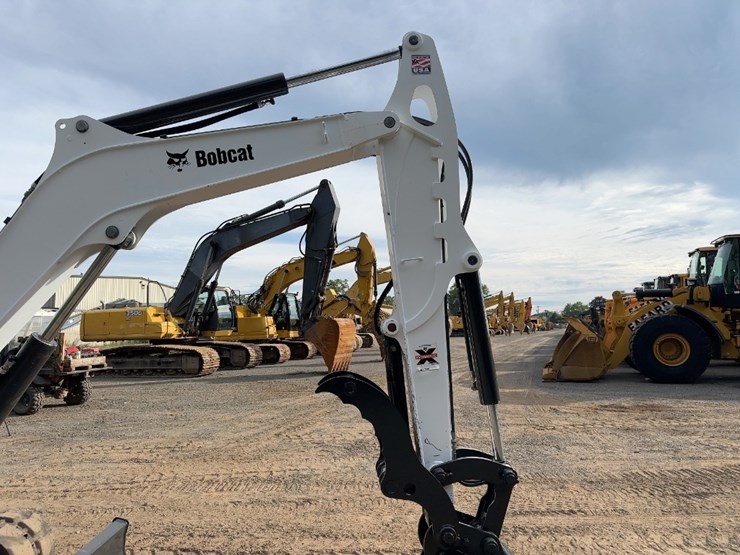2017-bobcat-e50-image-10