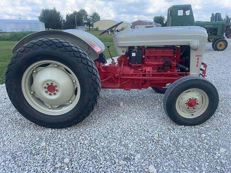 ford-860-image-4