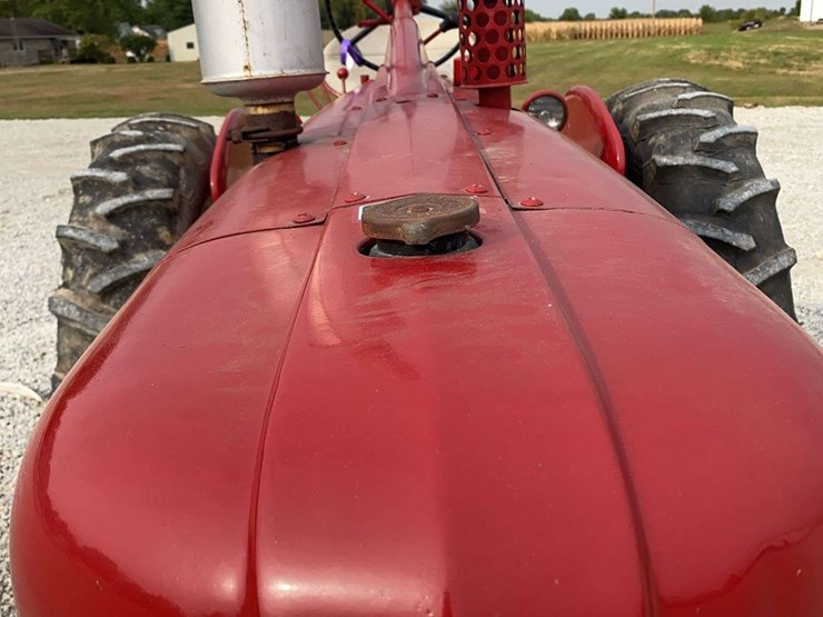 farmall-350-diesel-image-13