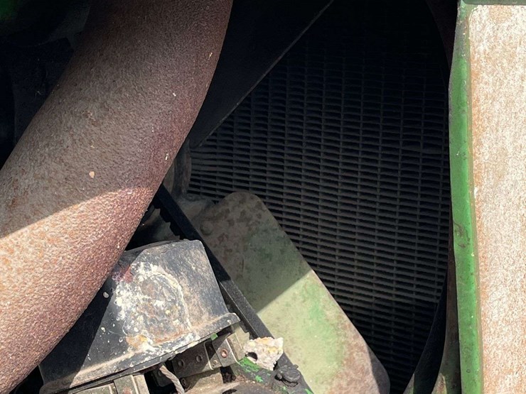 john-deere-720-image-31