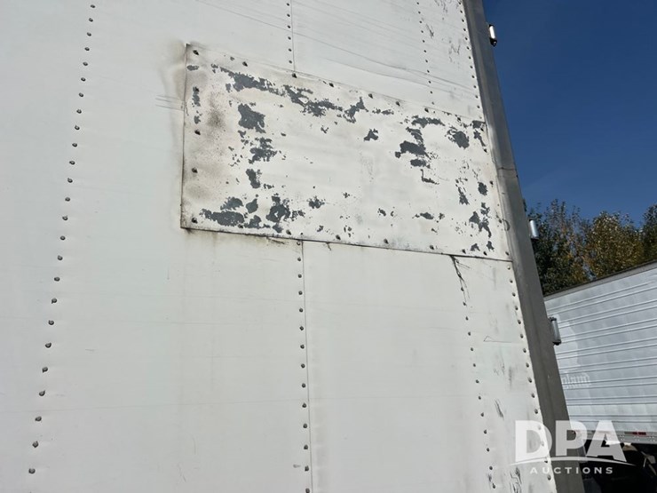 2015-hyundai-reefer-image-12