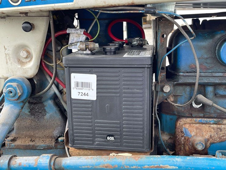 ford-4000-image-36