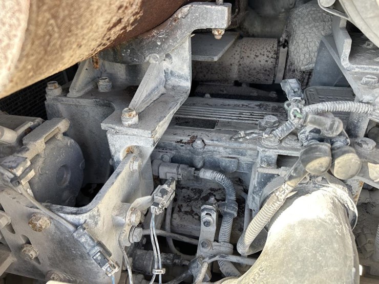 komatsu-d65px-image-30