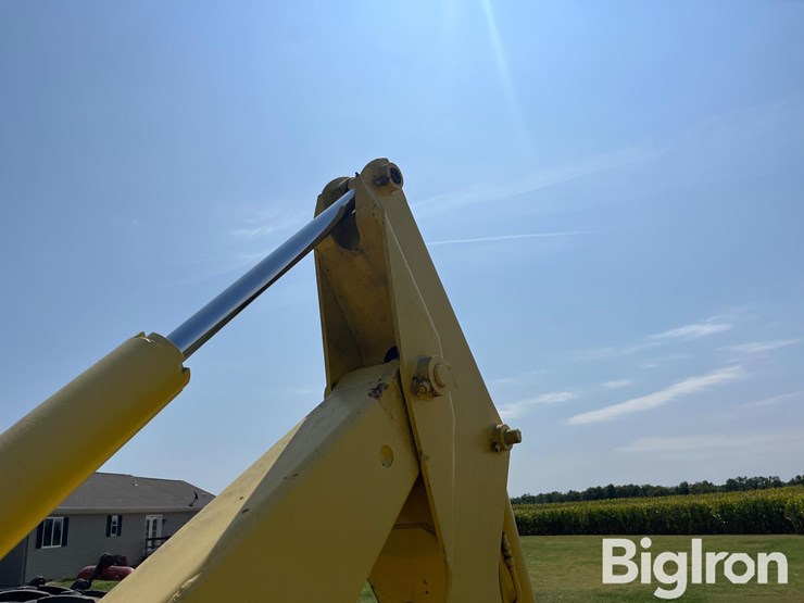 1980-deere-450c-image-17