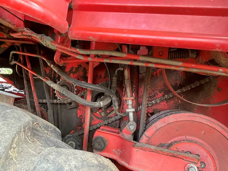 massey-ferguson-510-image-24