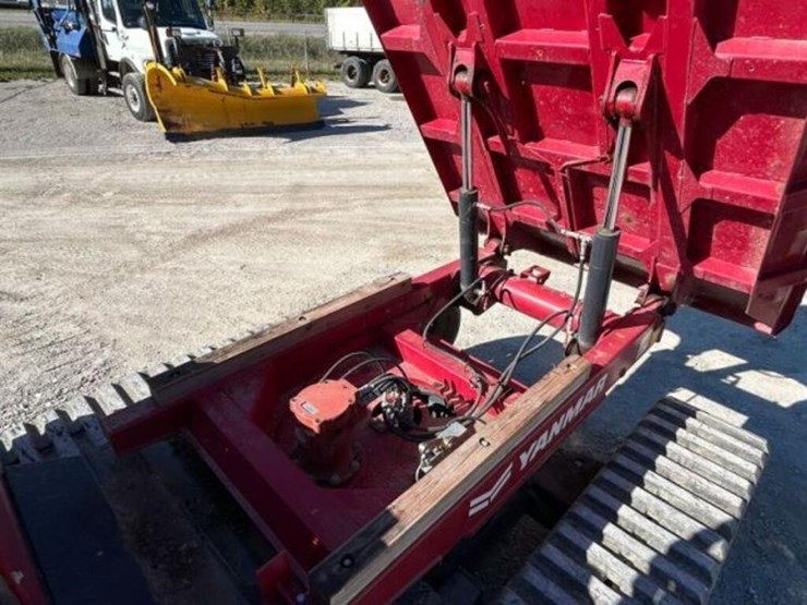 2020-yanmar-c50r-image-38