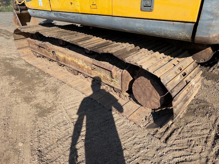 2002-volvo-ec150-image-24