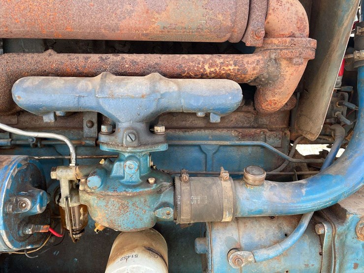ford-4000-image-26