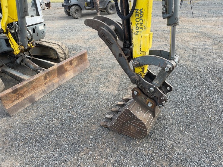 2008-wacker-neuson-38z3-image-8