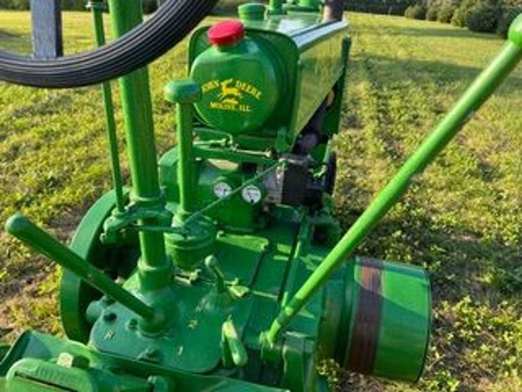 john-deere-b-image-6