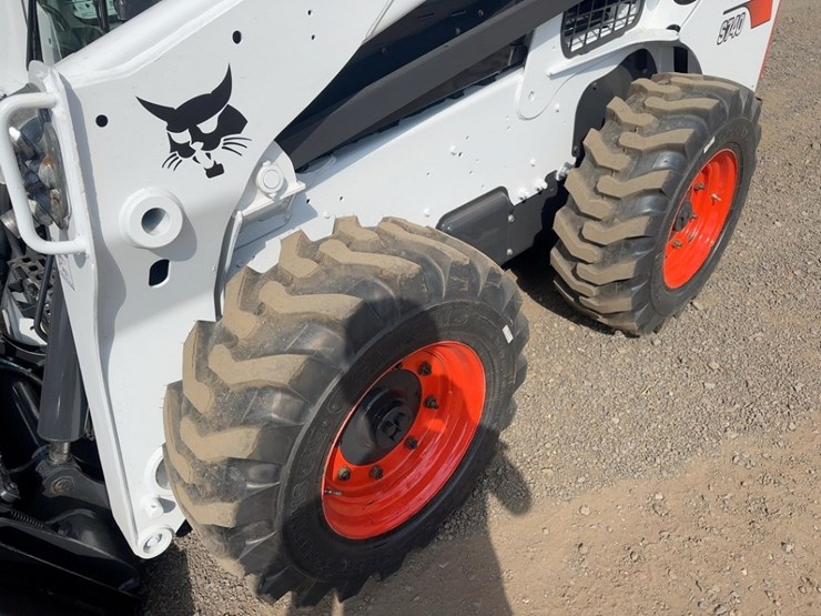 2019-bobcat-s740-image-14