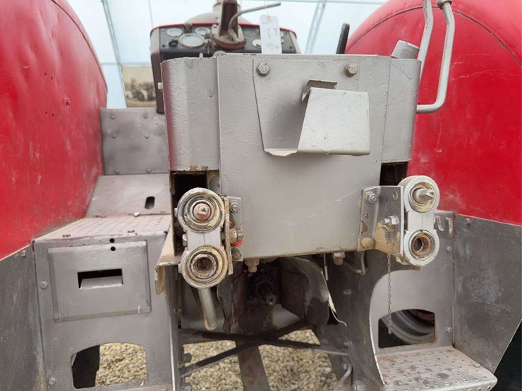 massey-ferguson-97-image-10
