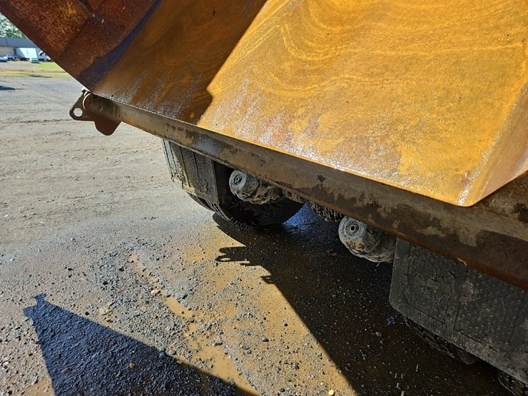 2016-kenworth-t880-image-32