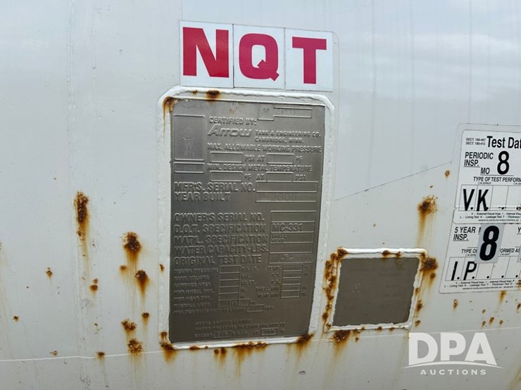 2016-freightliner-108sd-image-32