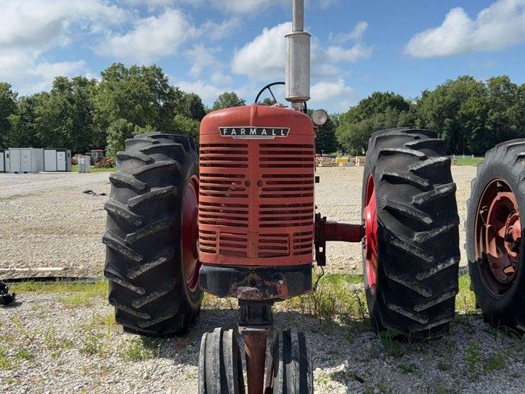 farmall-m-image-2