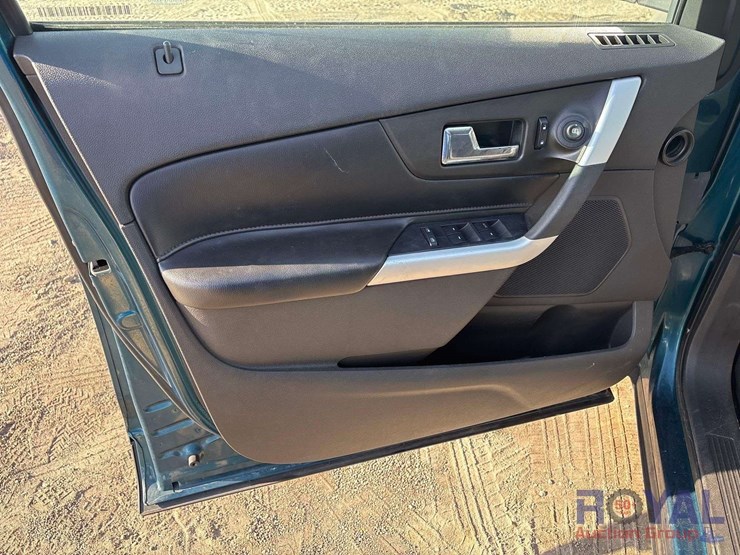 2011-ford-edge-image-6