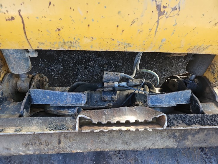 2011-caterpillar-257b3-image-17
