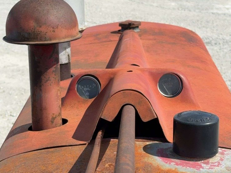 farmall-m-image-9