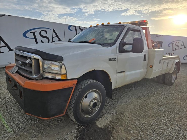 2003-ford-f550-image-1