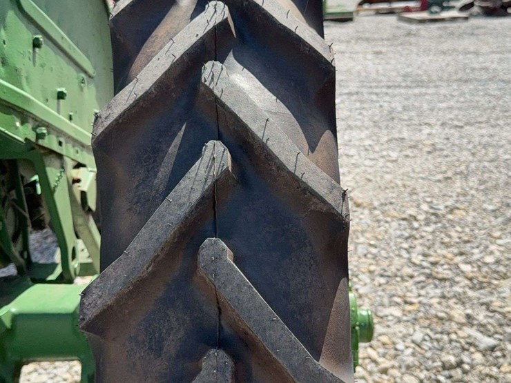 john-deere-mt-image-18