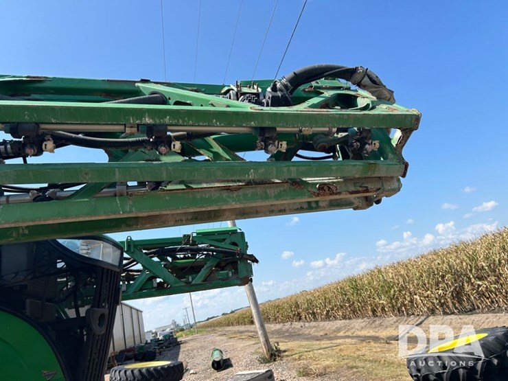 2019-john-deere-r4045-image-26