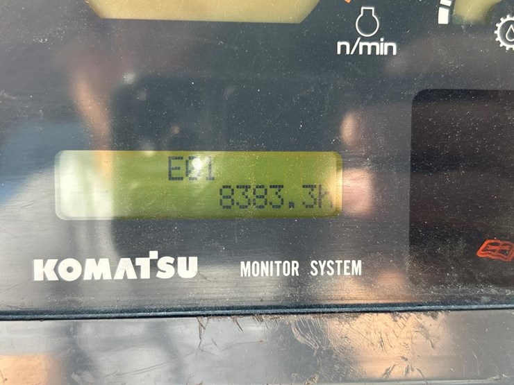 komatsu-d65px-image-47